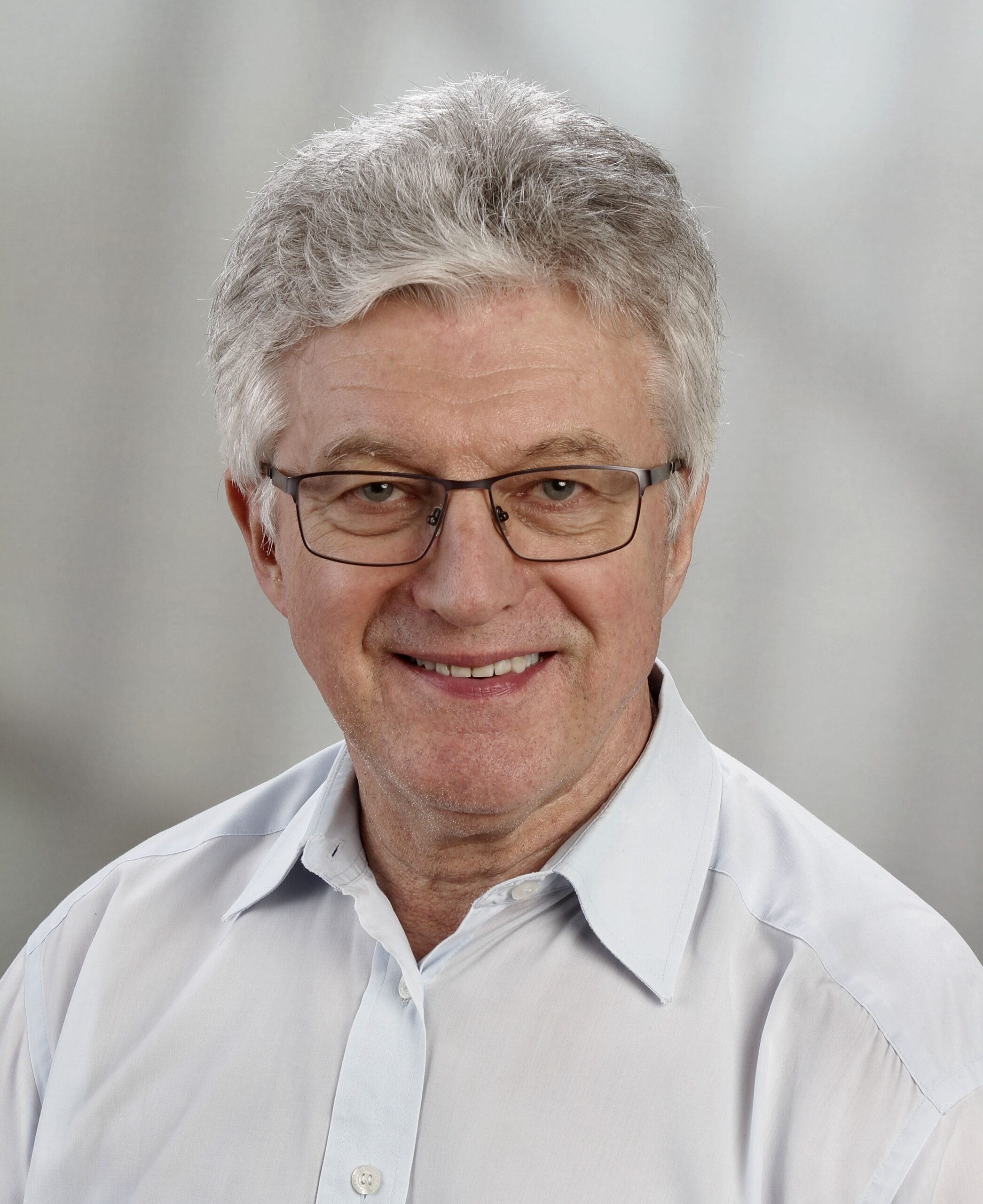 Dr. Bernd Schellmann